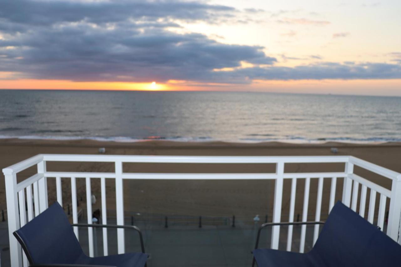 Beach Luxury Oceanfront Virginia Beach Exterior foto